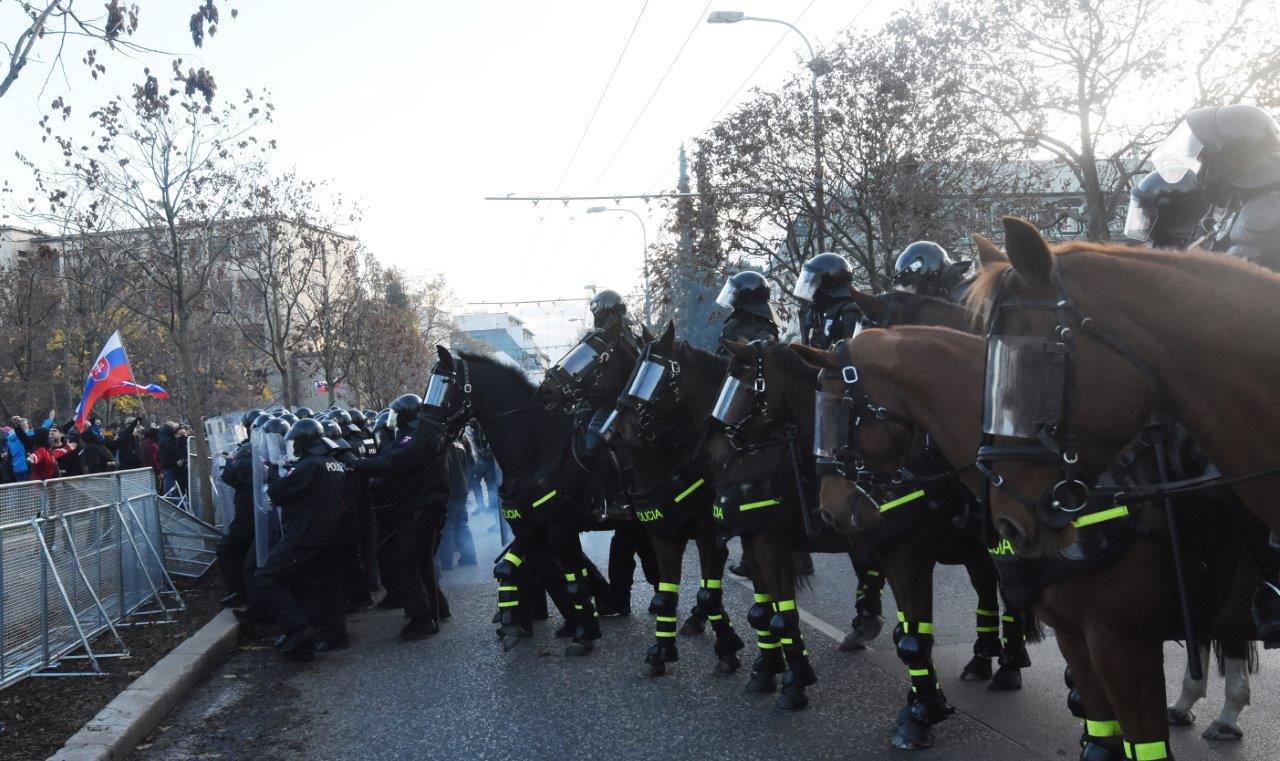 Zásah polície v Bratislave